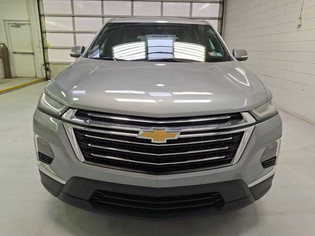 Used 2023 Chevrolet Traverse LT Leather SUV