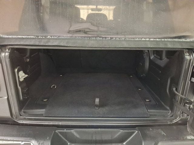 2022 Jeep Wrangler Unlimited Sahara - Photo 29