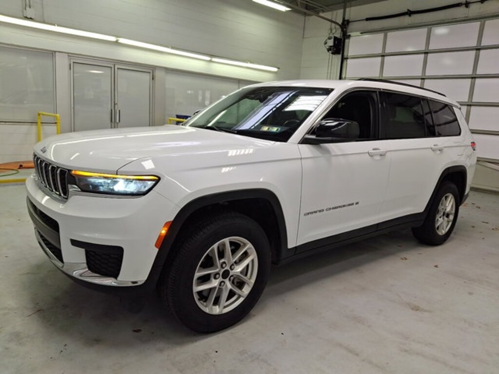 Used 2021 Jeep Grand Cherokee L Laredo SUV