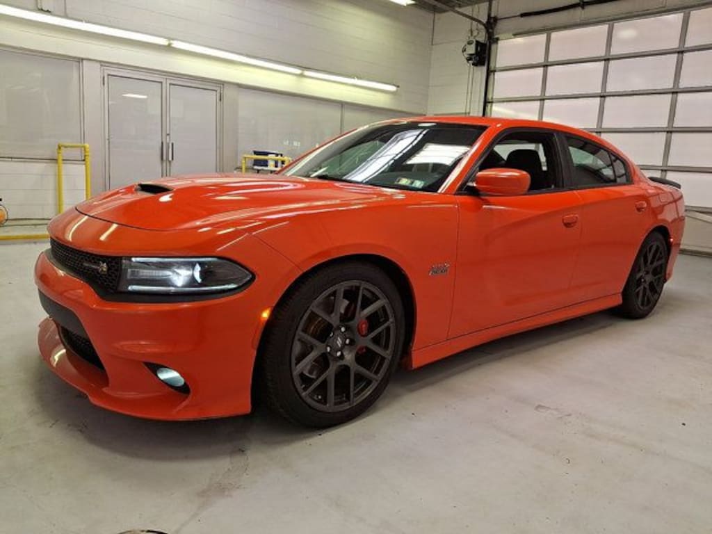 Used 2017 Dodge Charger R/T Scat Pack Sedan