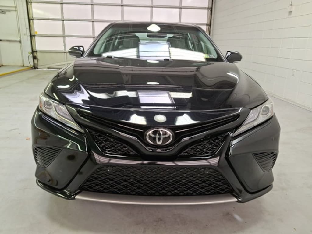 Used 2018 Toyota Camry XSE Sedan