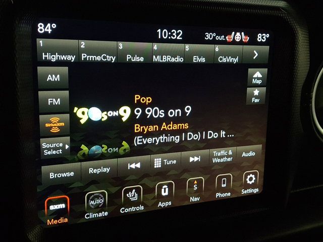 2022 Jeep Wrangler Unlimited Sahara - Photo 19