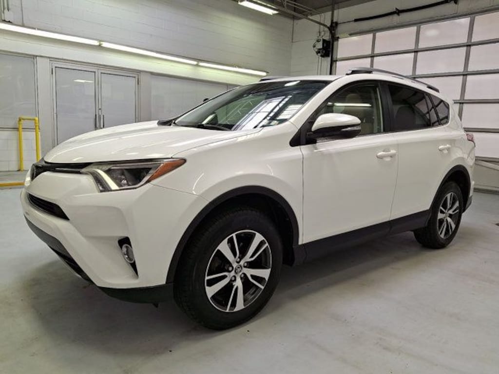 Used 2018 Toyota RAV4 XLE SUV