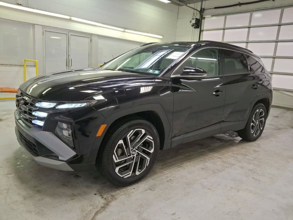 Used 2025 Hyundai Tucson Limited SUV
