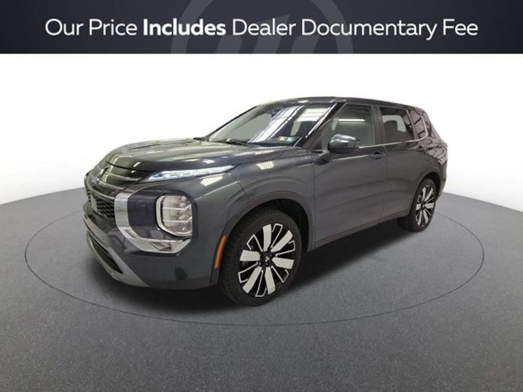 Used 2025 Mitsubishi Outlander SE SUV