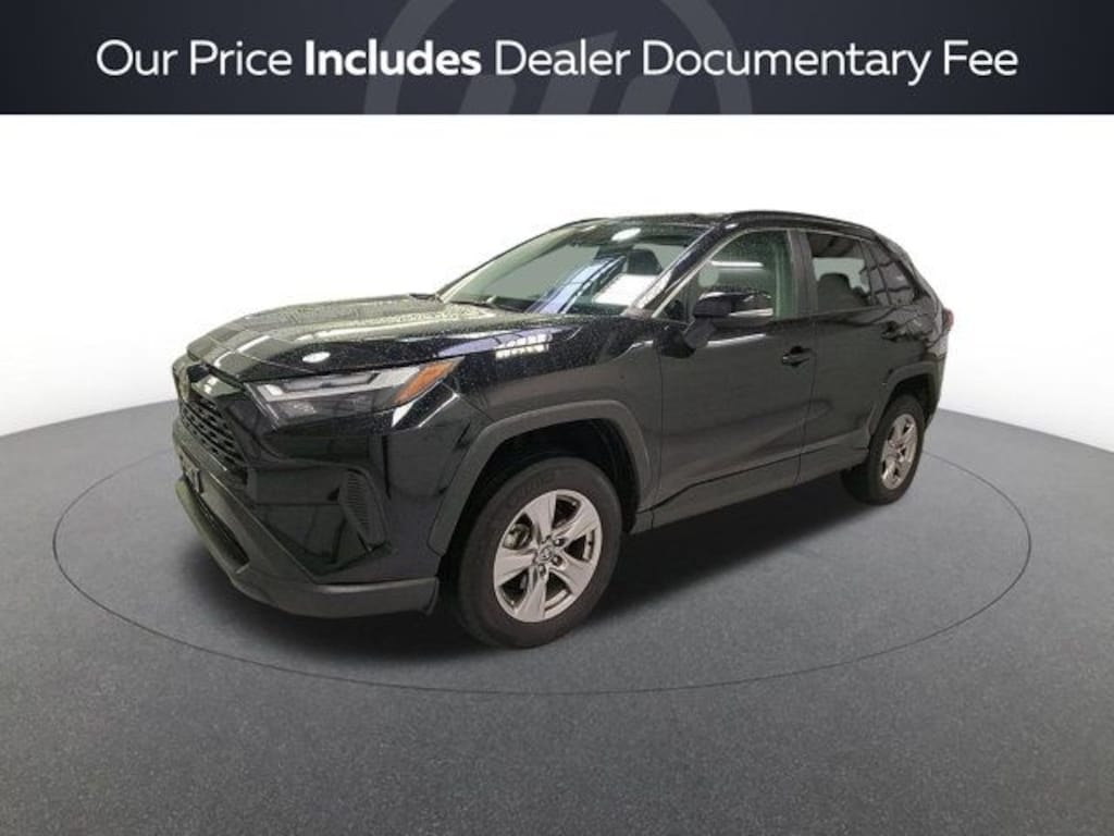 Used 2025 Toyota RAV4 XLE SUV