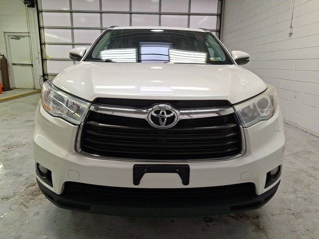 Used 2016 Toyota Highlander XLE with VIN 5TDJKRFH3GS286269 for sale in Wilkes-Barre, PA