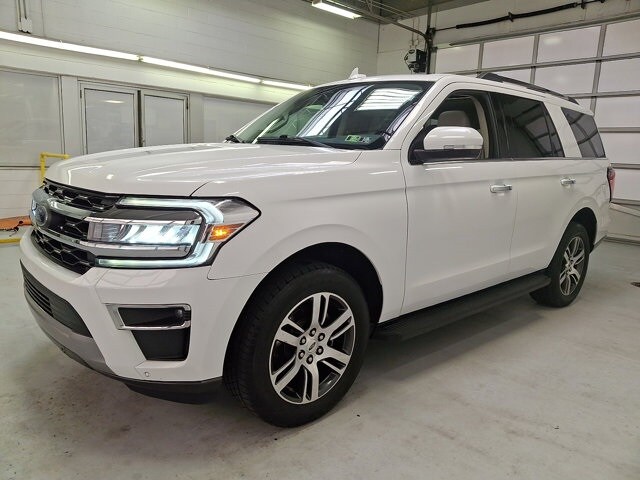 2024 Ford Expedition Limited photo 2