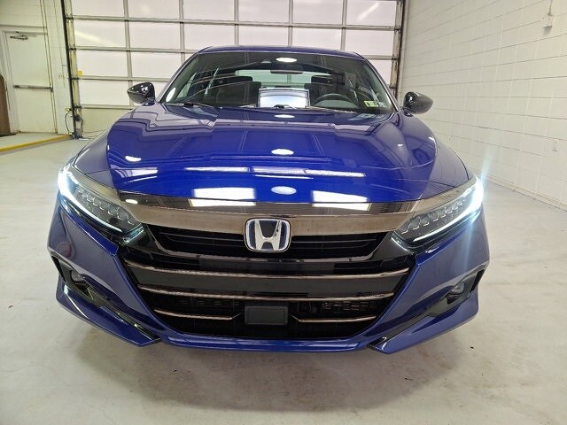 2022 Honda Accord Hybrid Sport photo 2