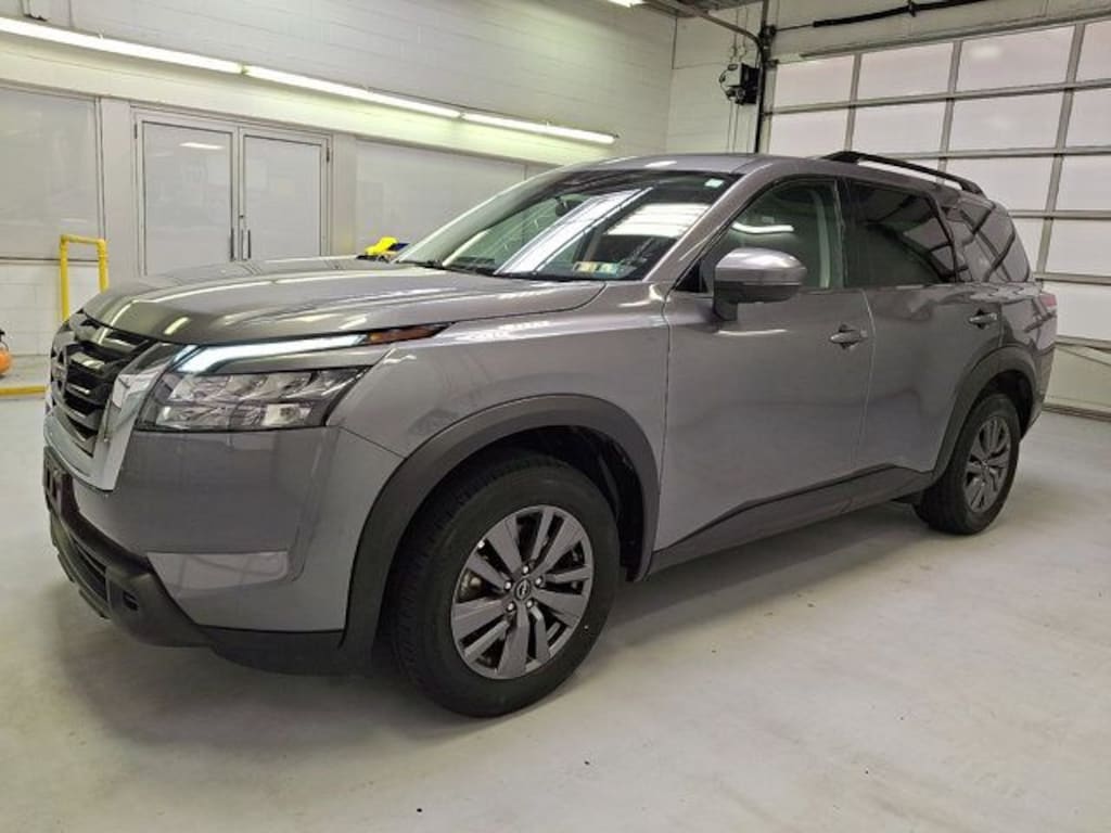Used 2024 Nissan Pathfinder SV SUV