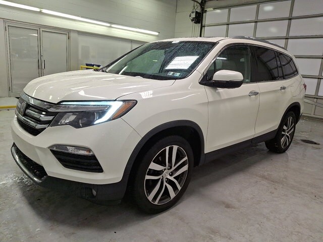 2018 Honda Pilot Touring photo 3