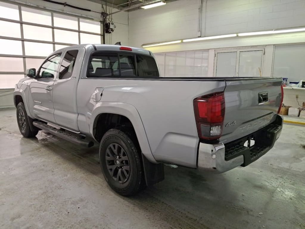 Used 2022 Toyota Tacoma SR5 Truck