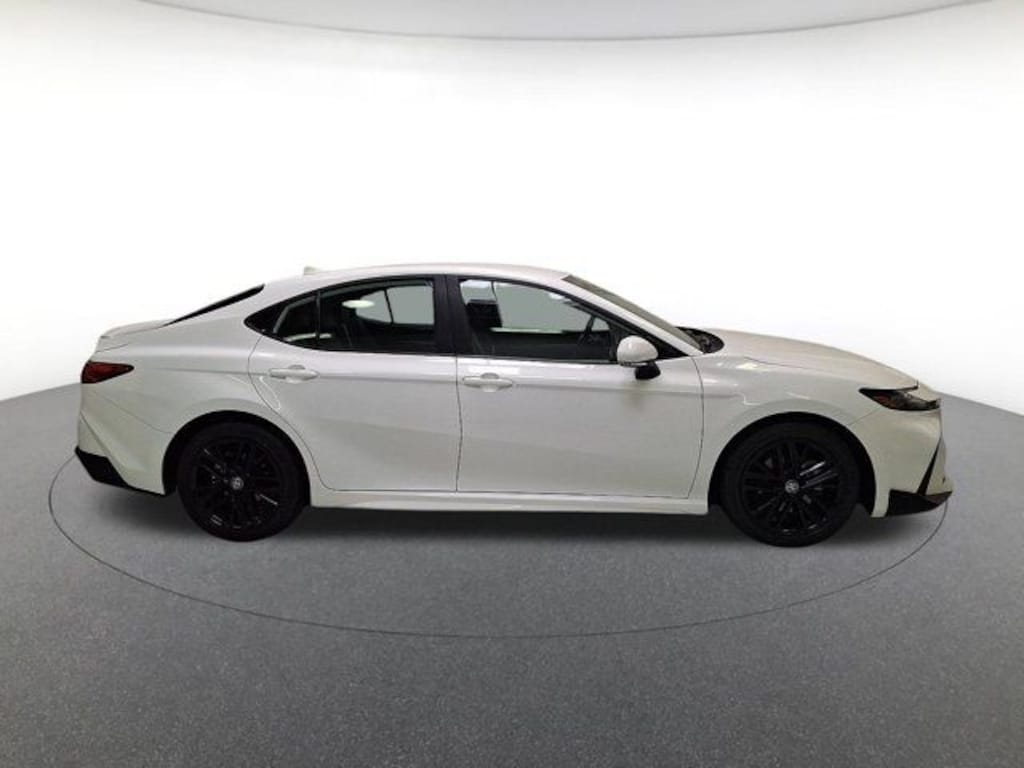 Used 2025 Toyota Camry SE Sedan