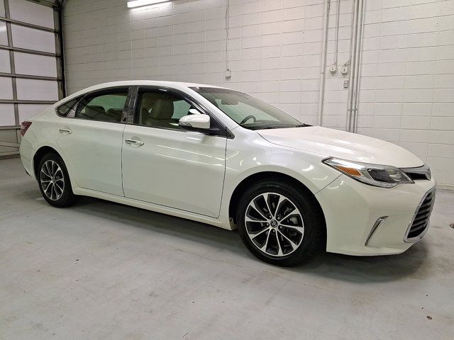 2018 Toyota Avalon XLE