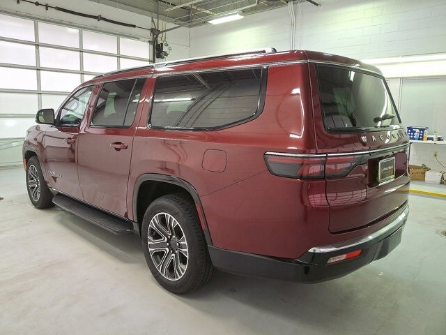 2024 Jeep Wagoneer L Series II photo 4