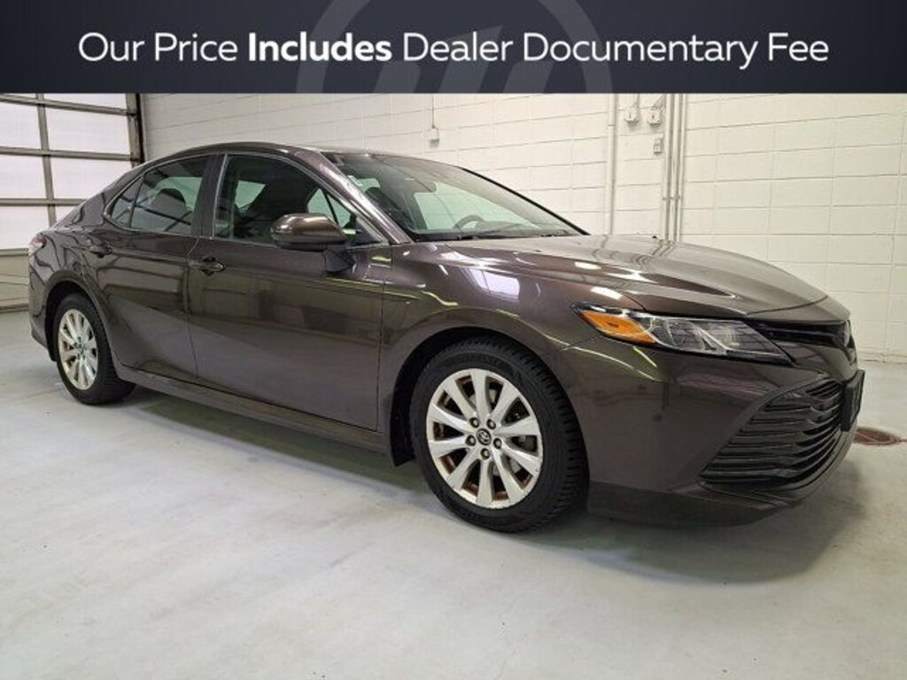 Used 2018 Toyota Camry LE Sedan