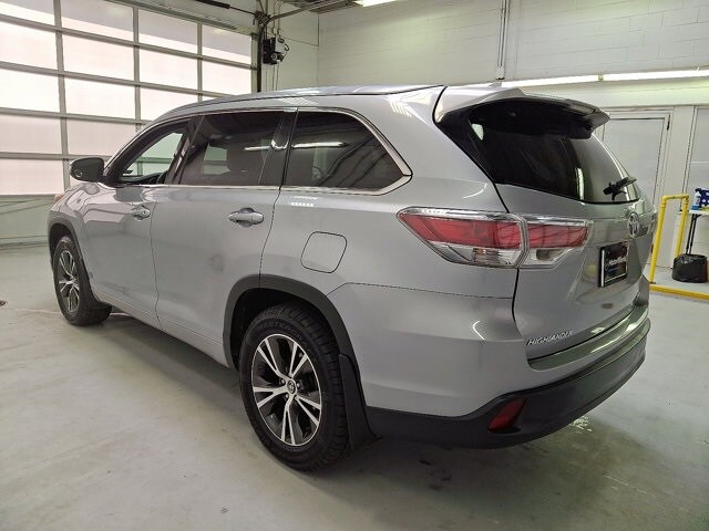 2016 Toyota Highlander XLE photo 4