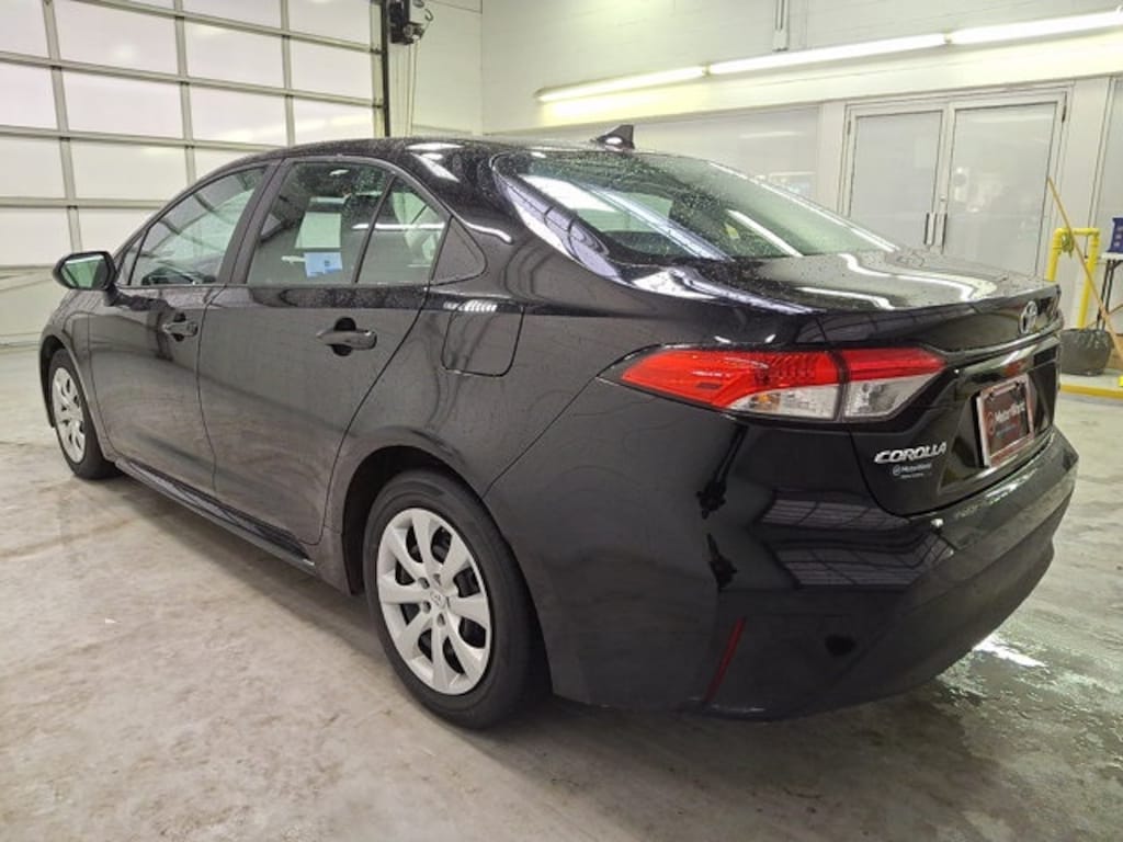 Used 2024 Toyota Corolla LE Sedan