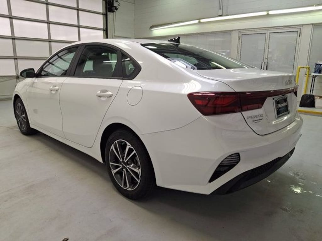 Used 2023 Kia Forte LXS Sedan