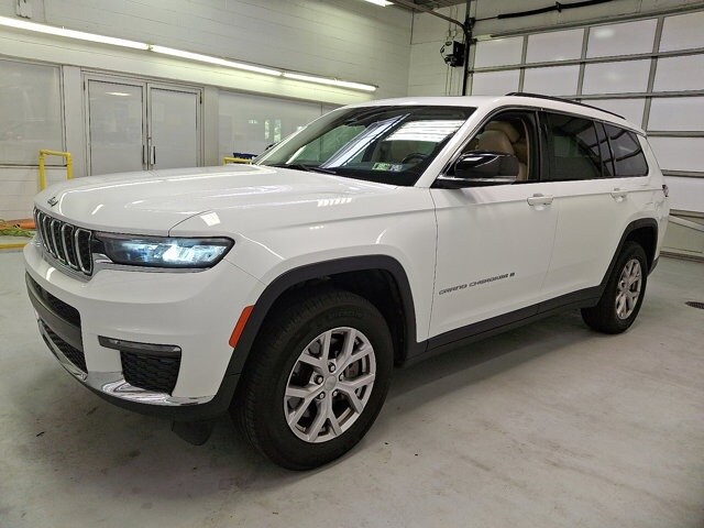2021 Jeep Grand Cherokee Limited photo 3