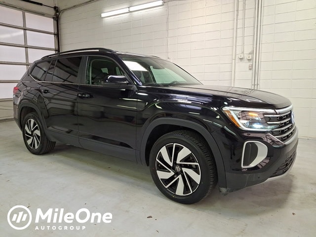 2025 Volkswagen Atlas SE w/Tech