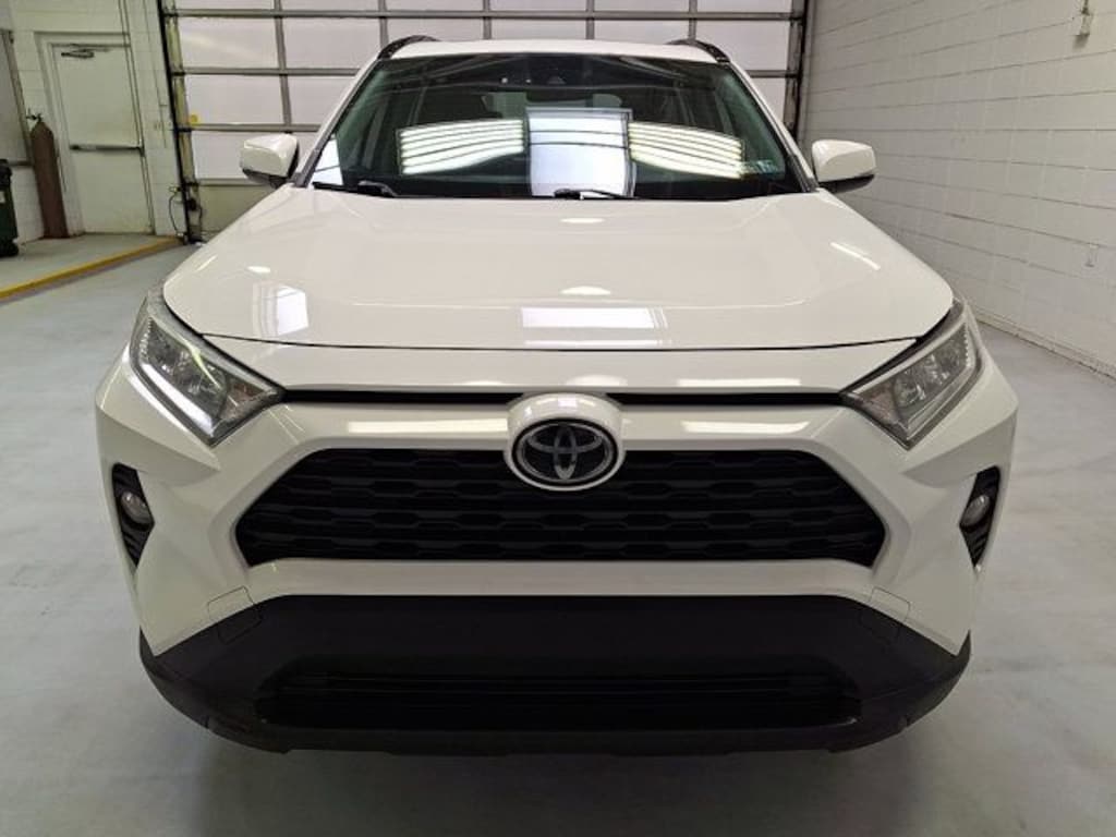 Used 2019 Toyota RAV4 XLE SUV