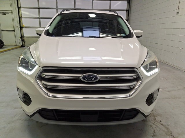 2019 Ford Escape SEL photo 2