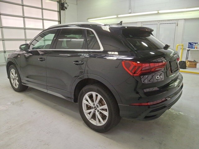 2024 Audi Q3 S line Premium photo 3