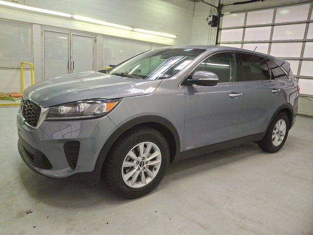 2020 Kia Sorento LX photo 3