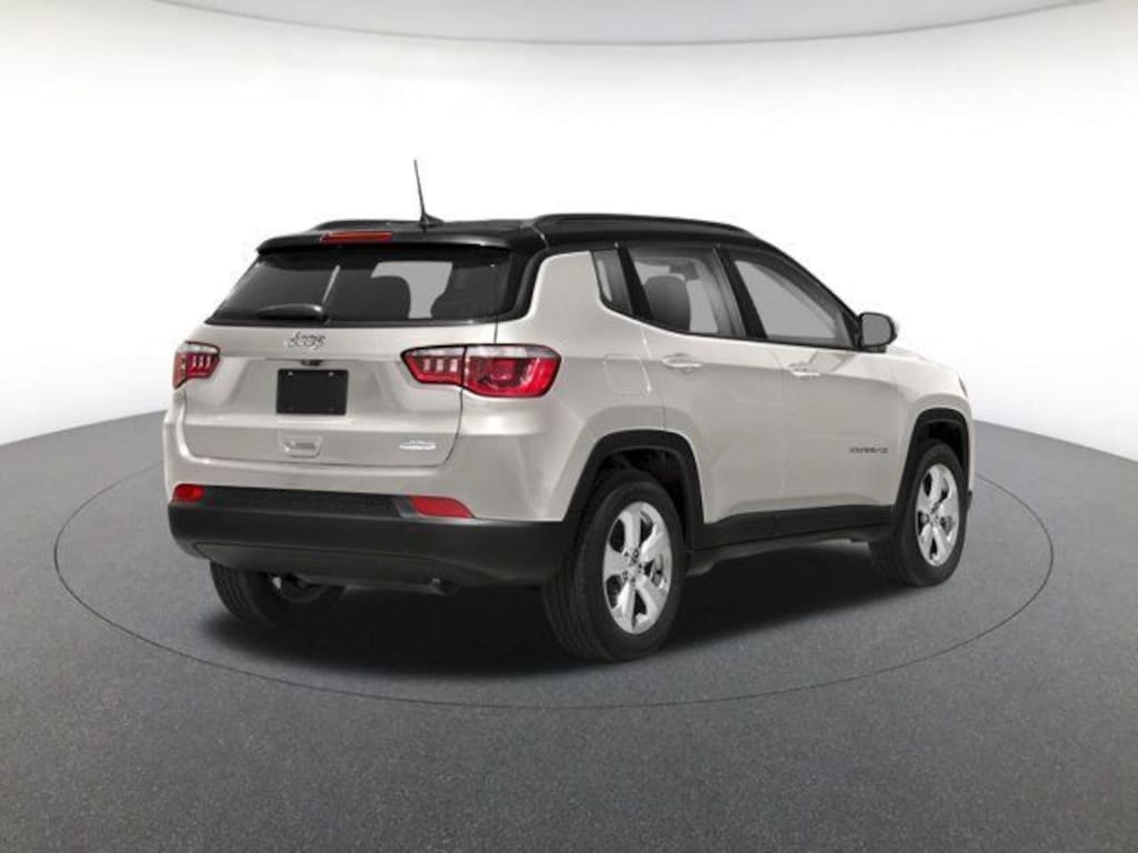 Used 2018 Jeep Compass Latitude SUV