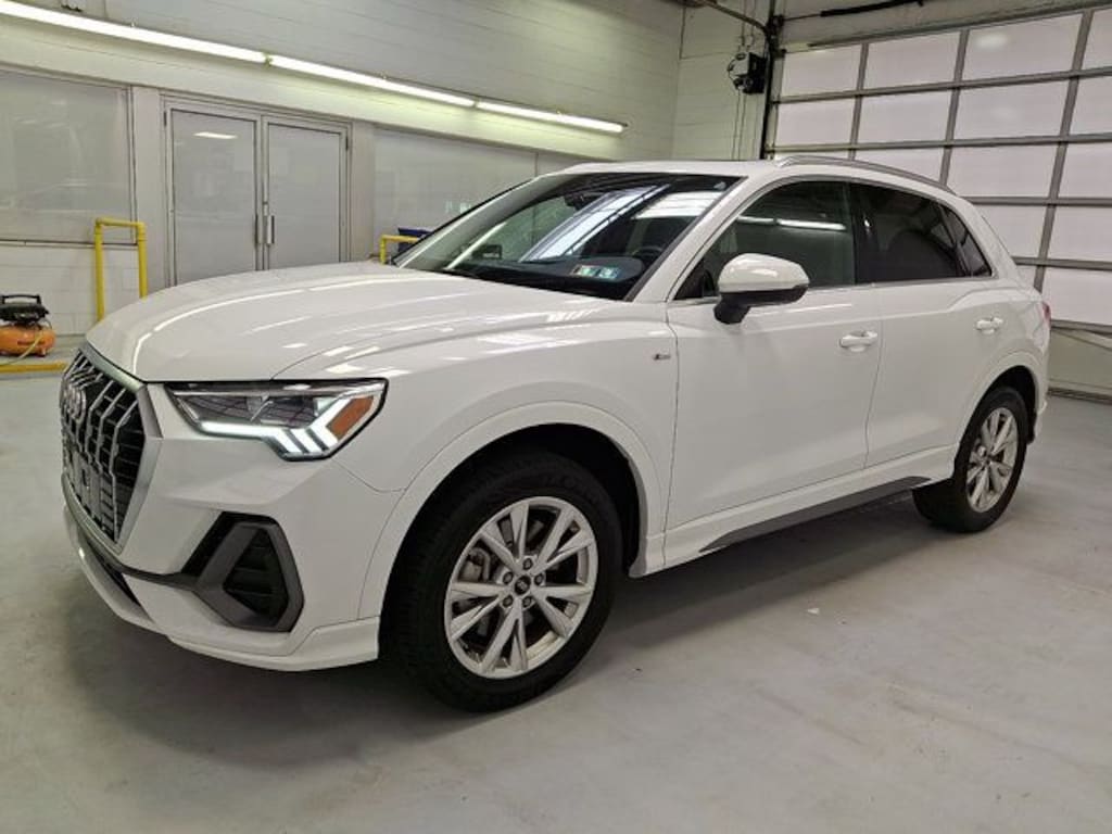 Used 2025 Audi Q3 Premium SUV