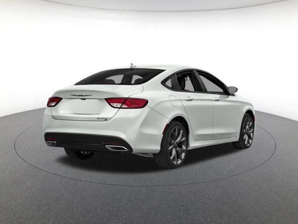 Used 2015 Chrysler 200 S Sedan