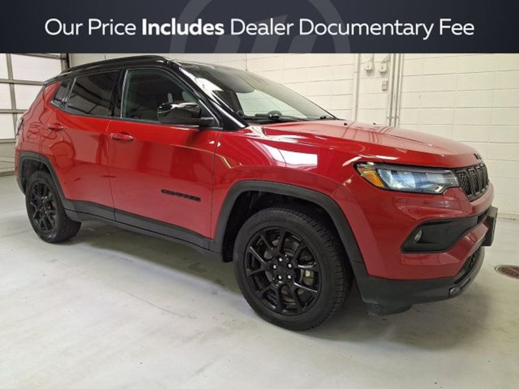 Used 2023 Jeep Compass Latitude SUV