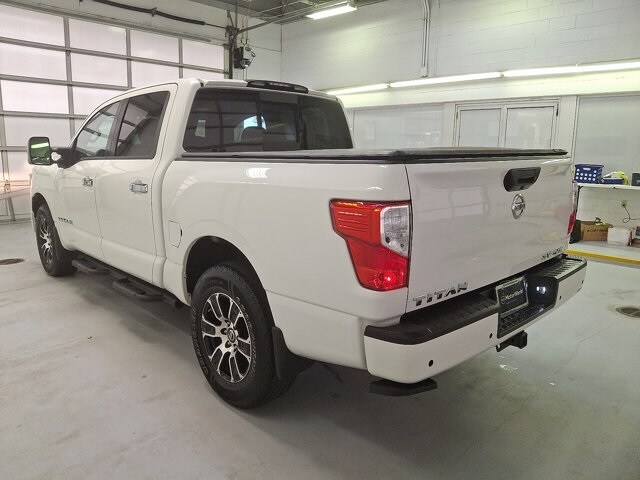 2021 Nissan Titan SV photo 4