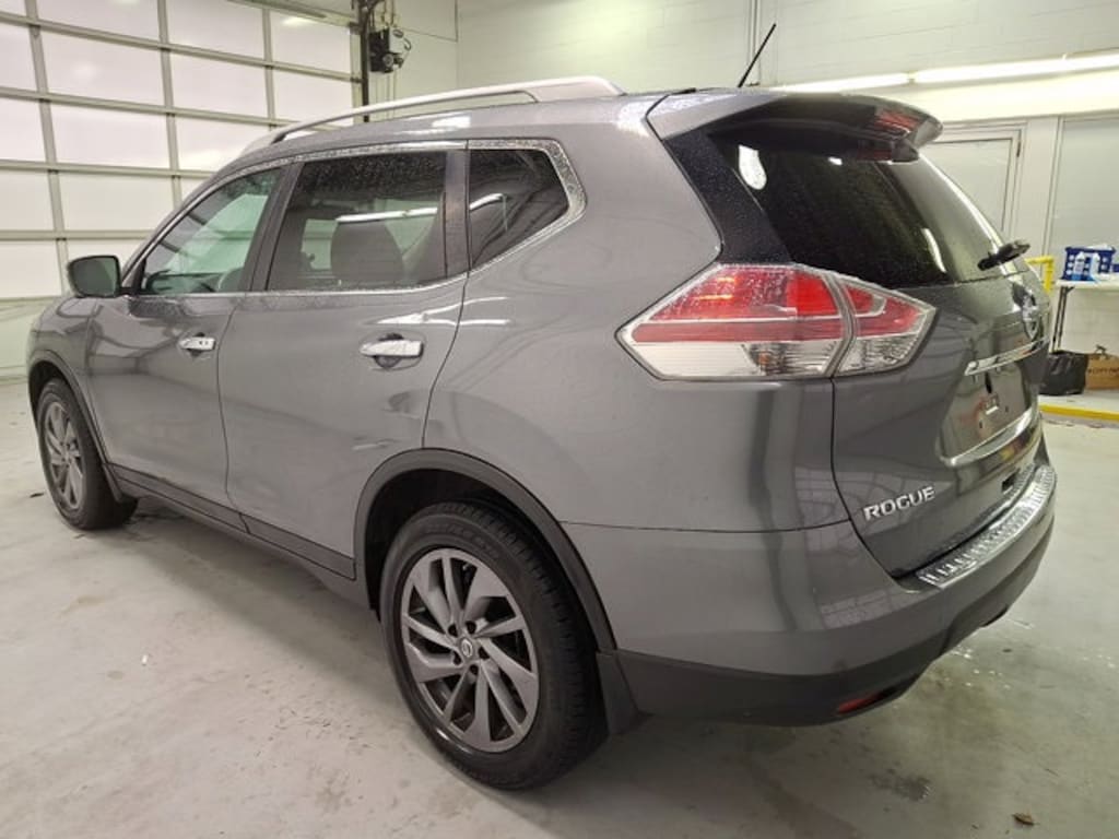 Used 2016 Nissan Rogue SL SUV