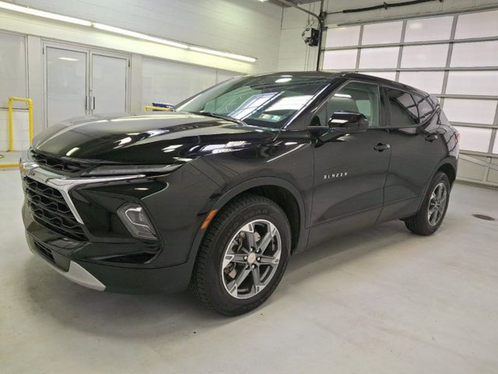 Used 2025 Chevrolet Blazer LT SUV