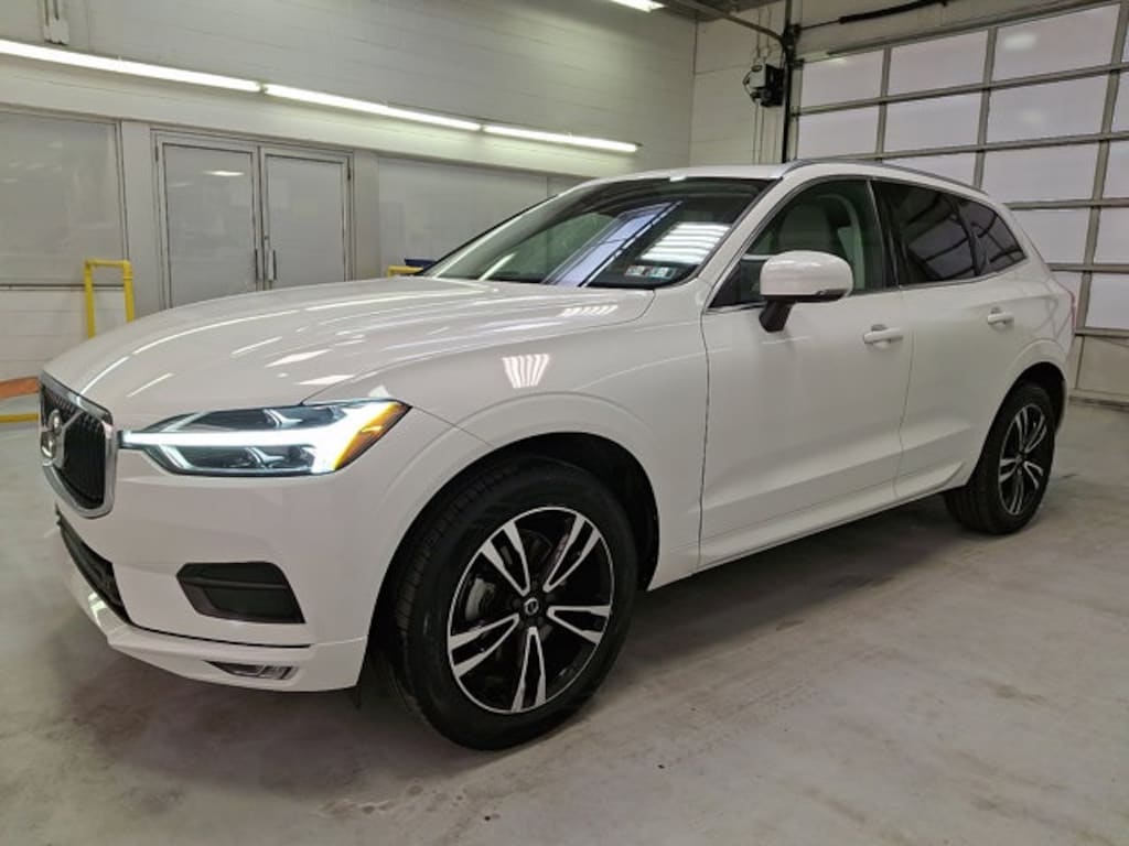 Used 2021 Volvo XC60 T5 Momentum SUV