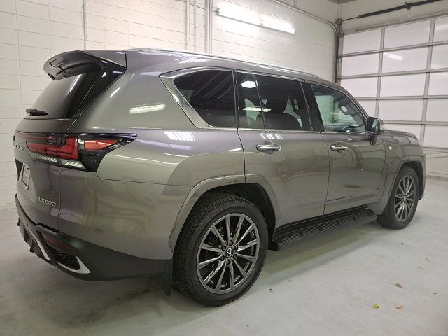 2023 Lexus LX F-Sport - Photo 6