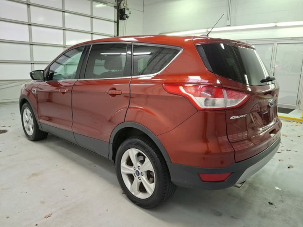 Used 2016 Ford Escape SE SUV