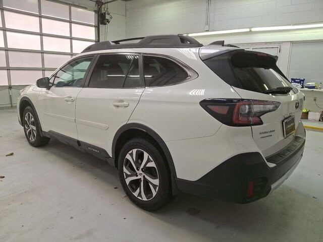 2020 Subaru Outback Limited photo 3