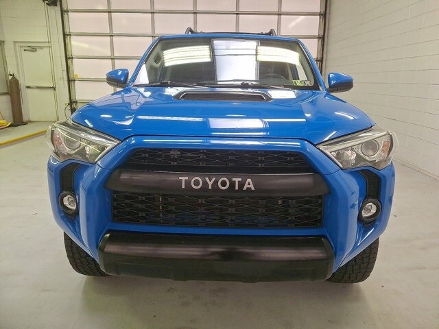 2019 Toyota 4Runner TRD Pro photo 2