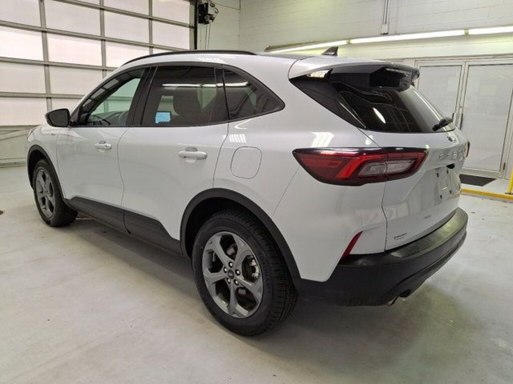 Used 2025 Ford Escape ST-Line Select SUV