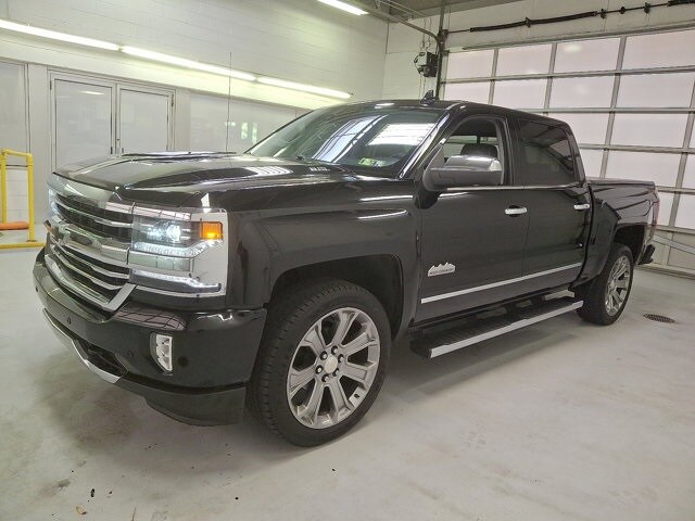 2018 Chevrolet Silverado 1500 High Country photo 3