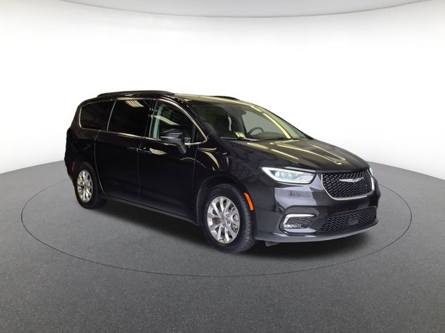 Used 2022 Chrysler Pacifica Touring L Minivan/Van