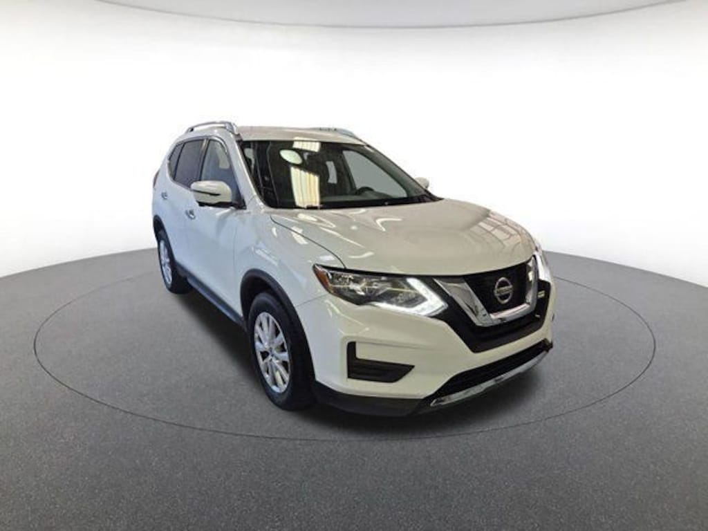 Used 2017 Nissan Rogue SV SUV