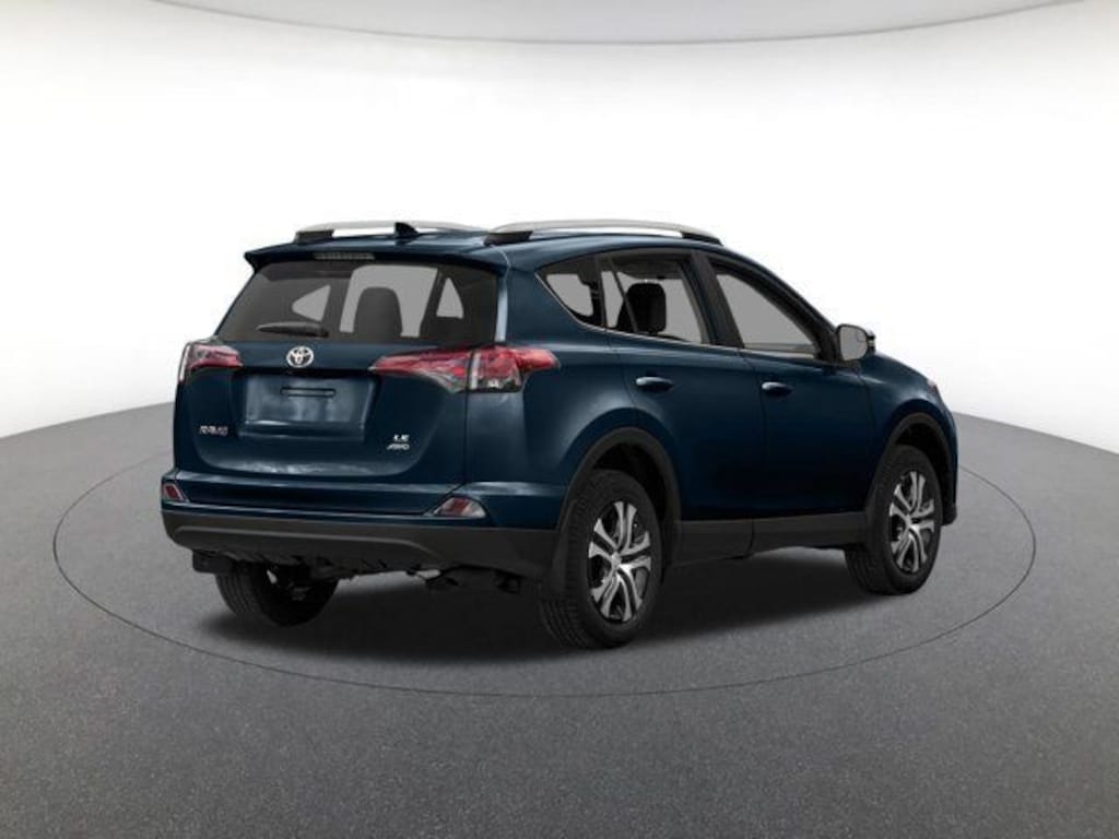 Used 2018 Toyota RAV4 LE SUV