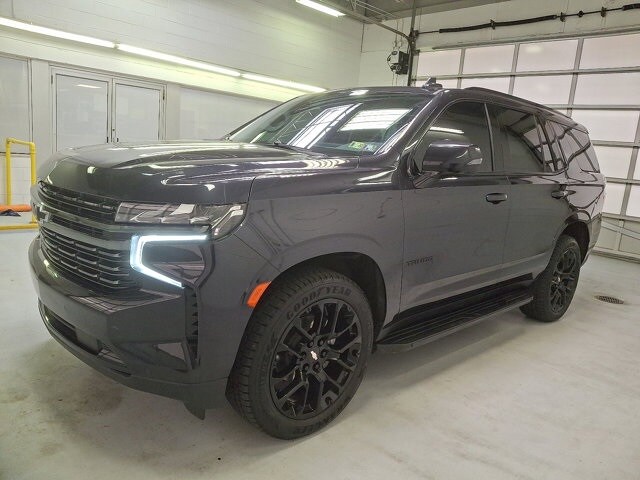 2022 Chevrolet Tahoe RST photo 3