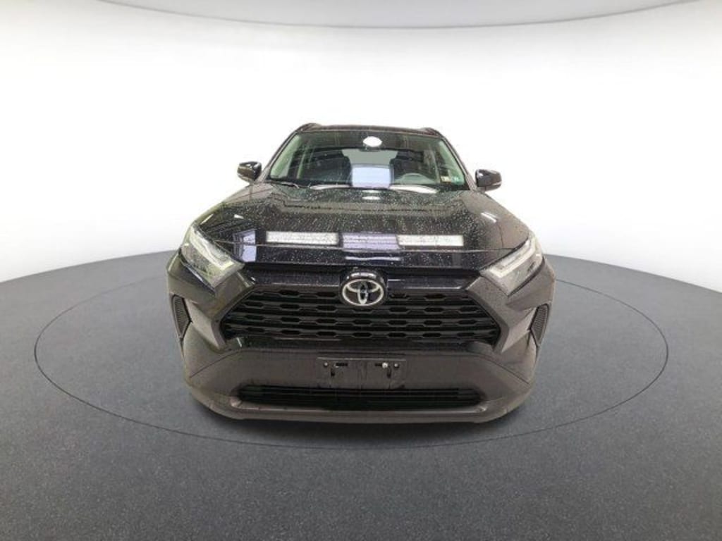 Used 2025 Toyota RAV4 XLE SUV