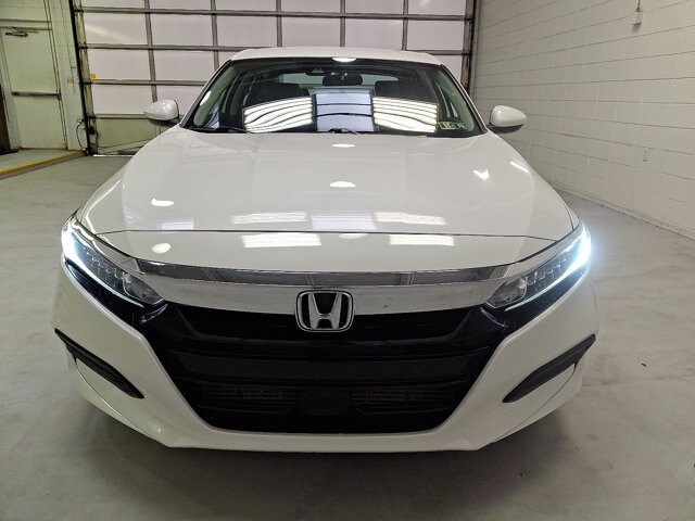 2019 Honda Accord LX photo 2