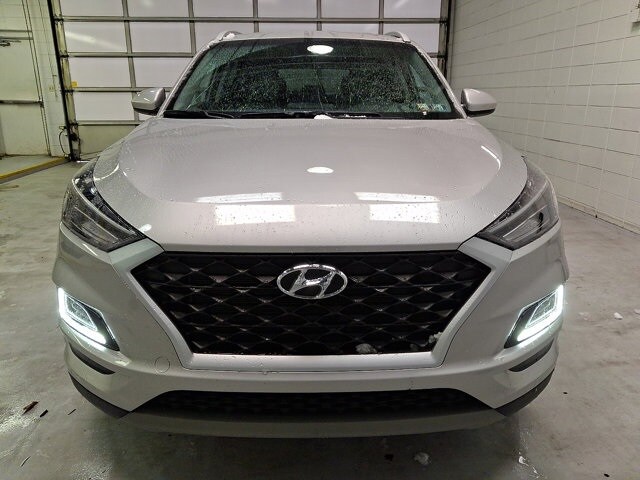 2020 Hyundai Tucson Sport photo 2